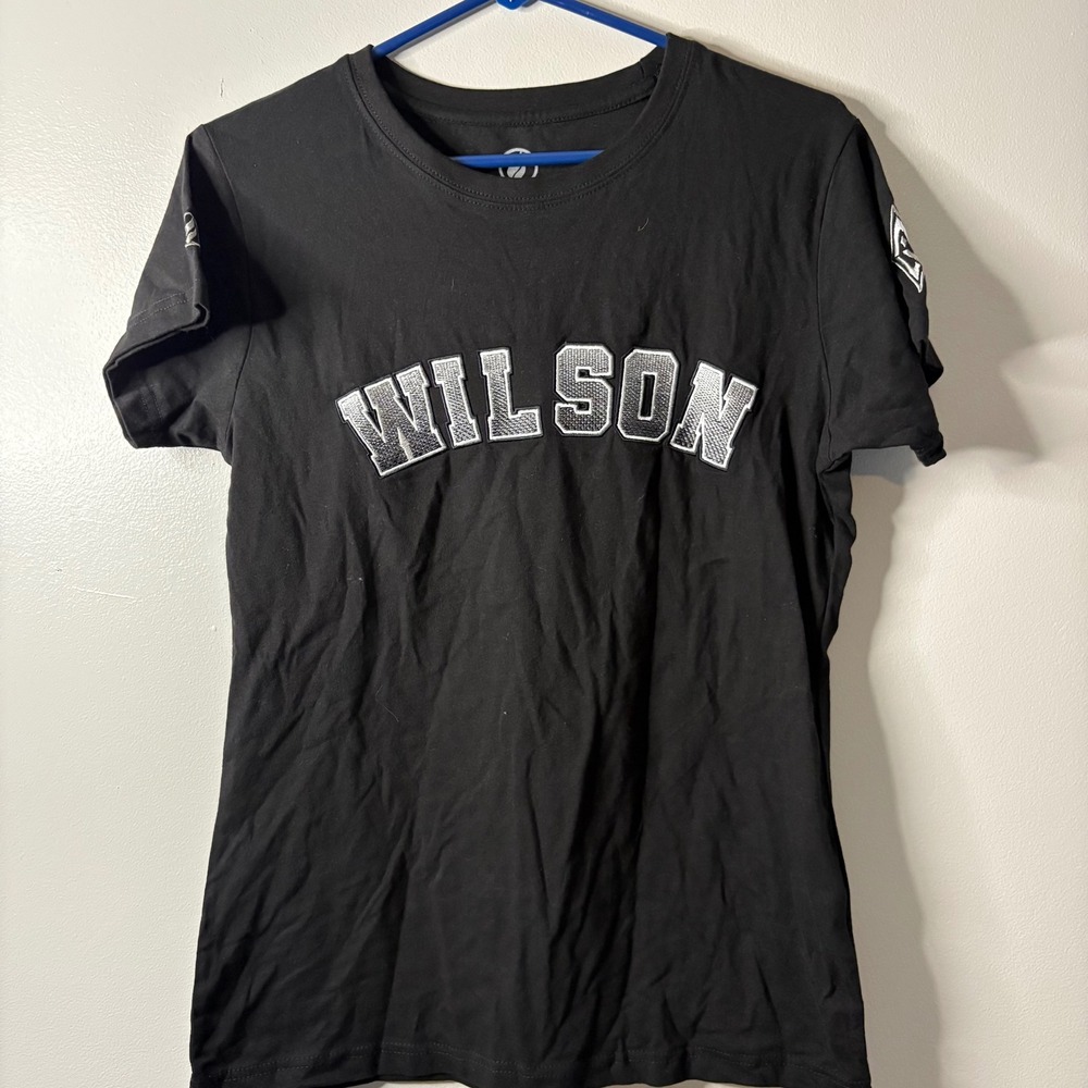 Wilson Womens T Shirt Black Number 22 Athletic Casual Top Size M NWT